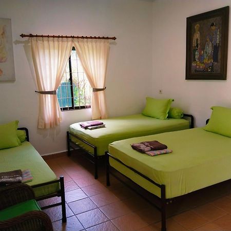 Mb Camp Singkil Hotel Gosongtelaga Exterior foto