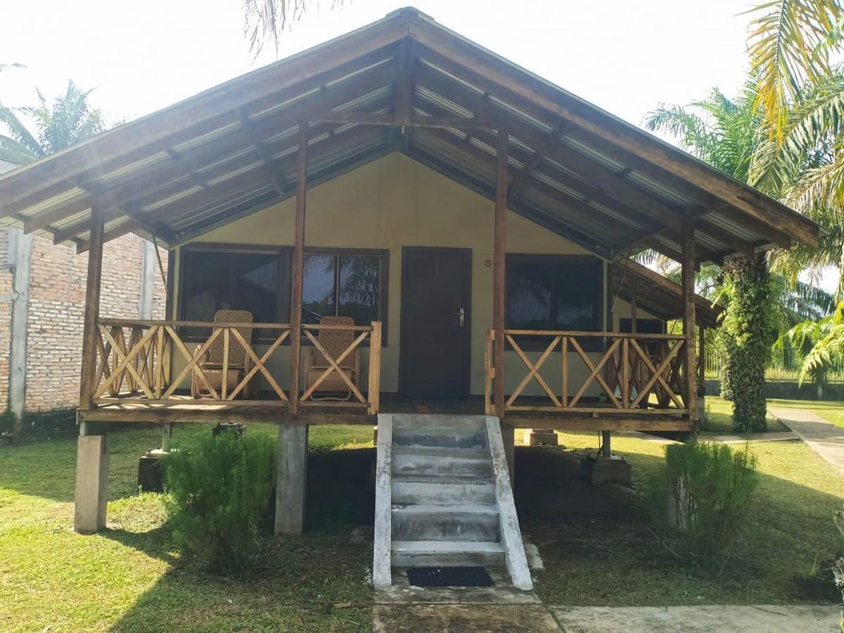 Mb Camp Singkil Hotel Gosongtelaga Exterior foto